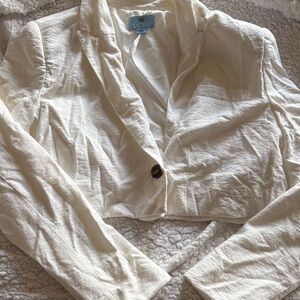 C&C Cropped Off-White Blazer